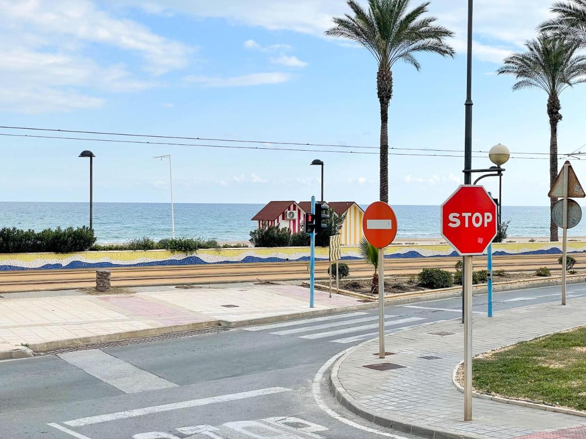 Apartamento Con Gran Patio A 1 Min De La Playa El Campello Esterno foto